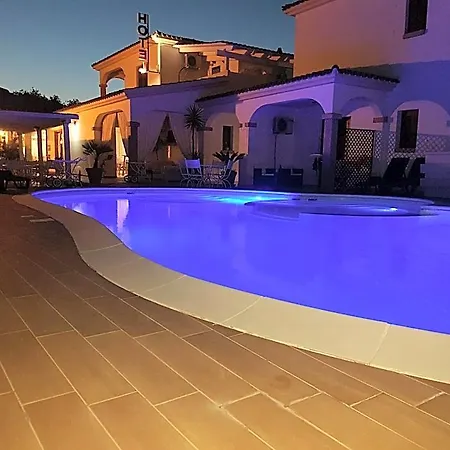 Il Platano Ξενοδοχείο San Teodoro (Sardinia)