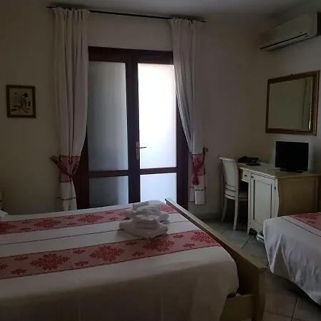 Il Platano Hotel 3*