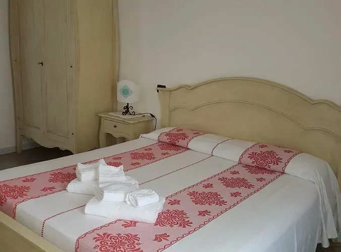 Il Platano 3* San Teodoro (Sardinia)